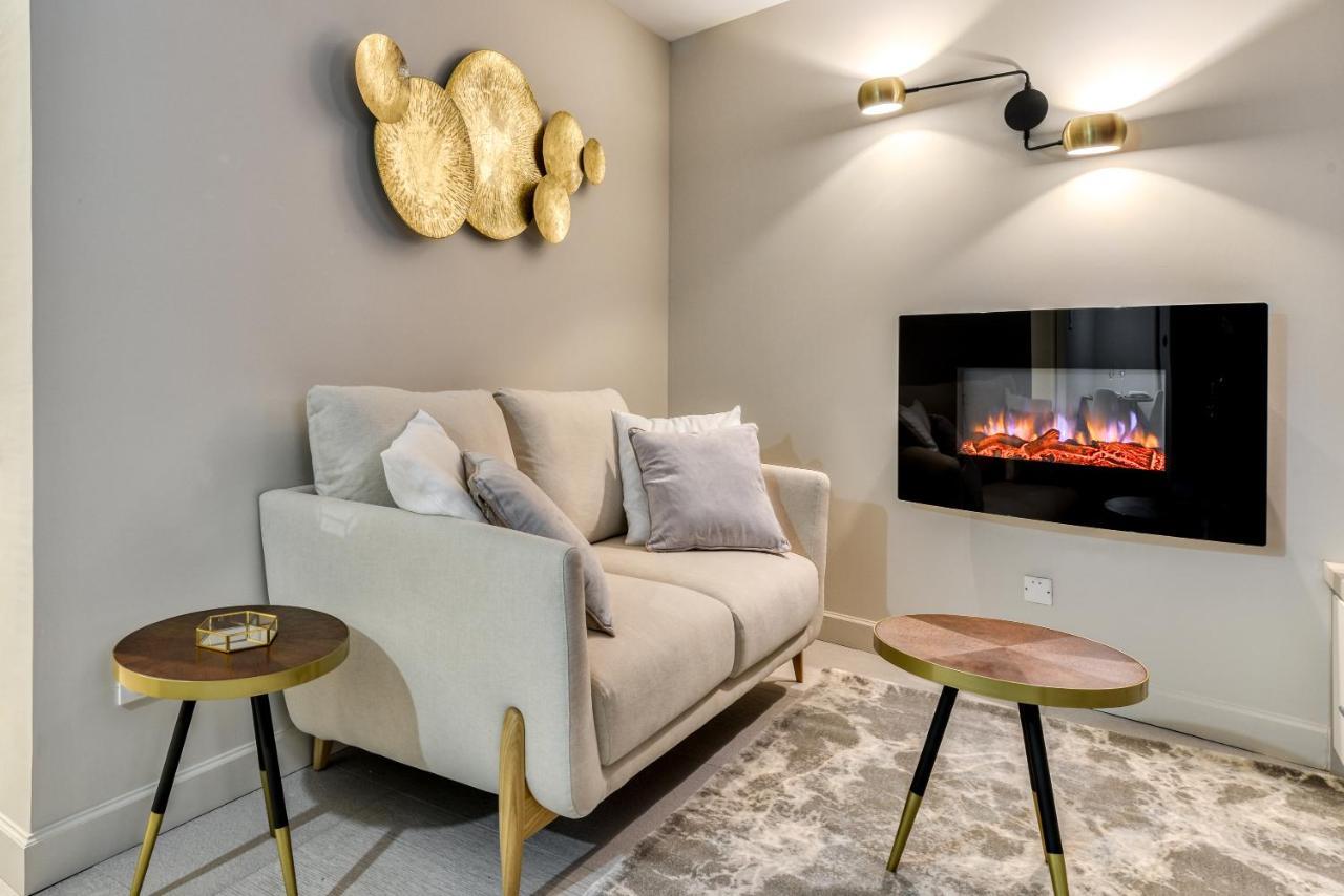 Les Gites De Laure - O Lit Divin, Instant De Volupte, Balneo Sauna, Climatisation, Netflix, 160M De La Cite Medievale Каркасон Екстериор снимка