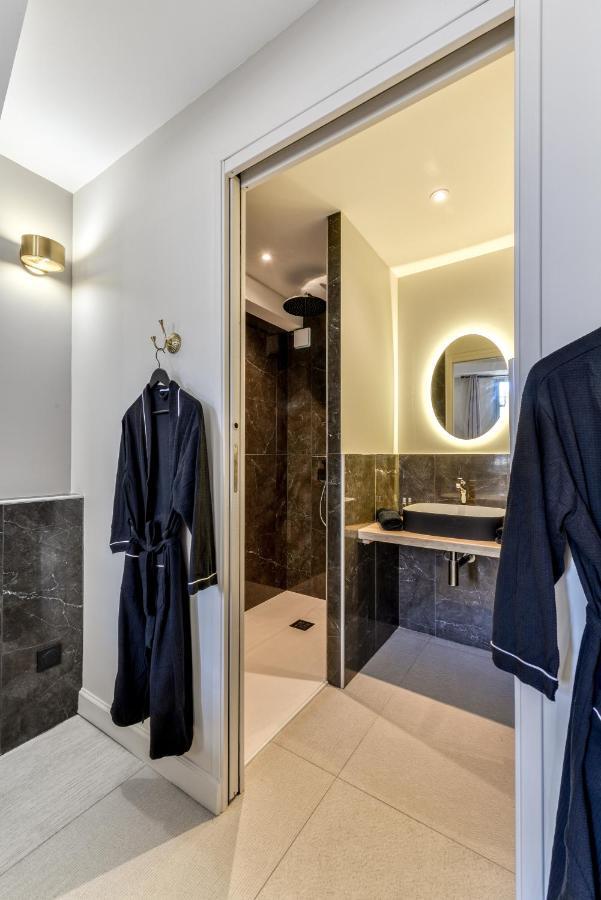 Les Gites De Laure - O Lit Divin, Instant De Volupte, Balneo Sauna, Climatisation, Netflix, 160M De La Cite Medievale Каркасон Екстериор снимка